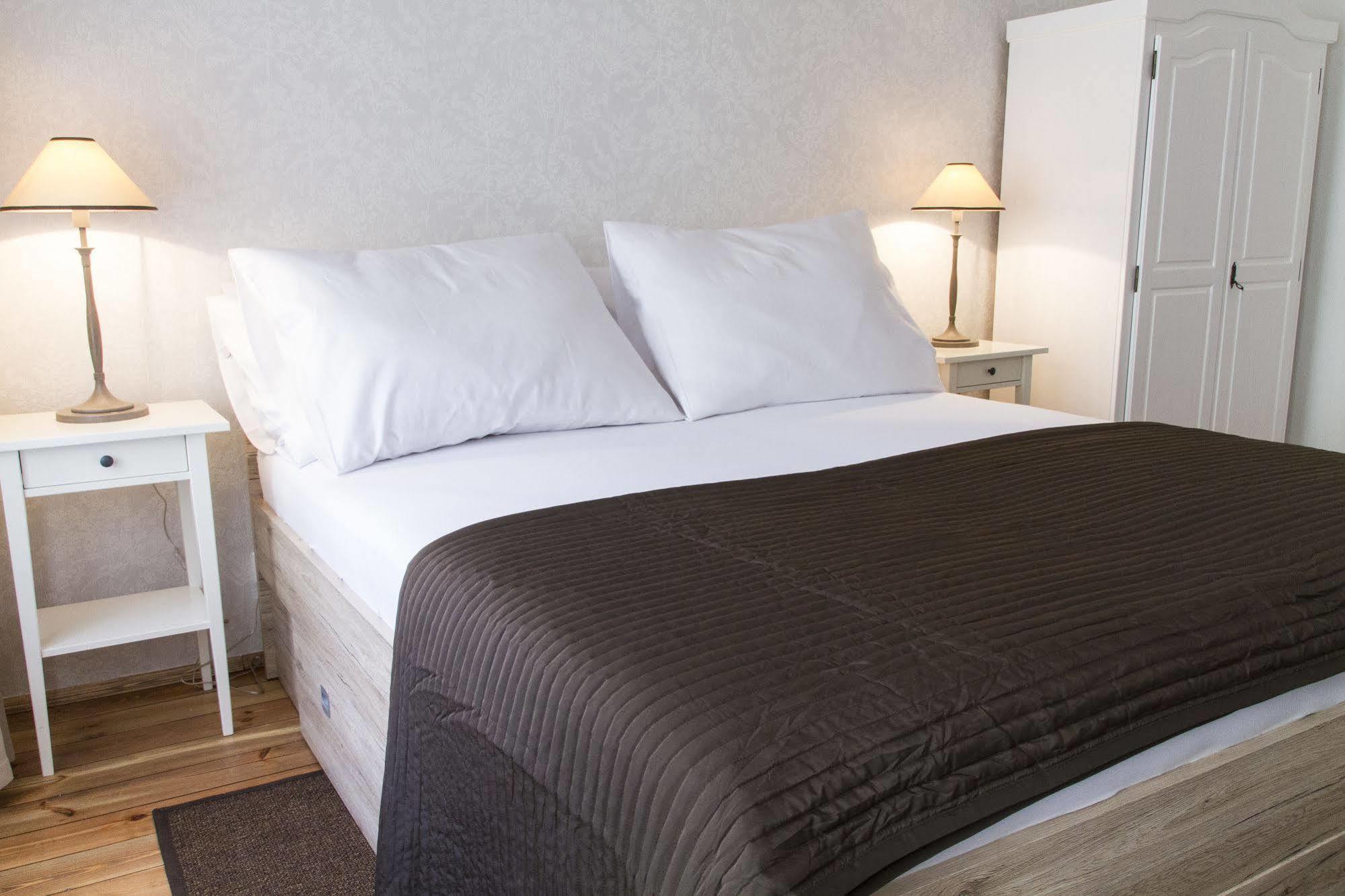 Hotel U Šuterů Praag Buitenkant foto