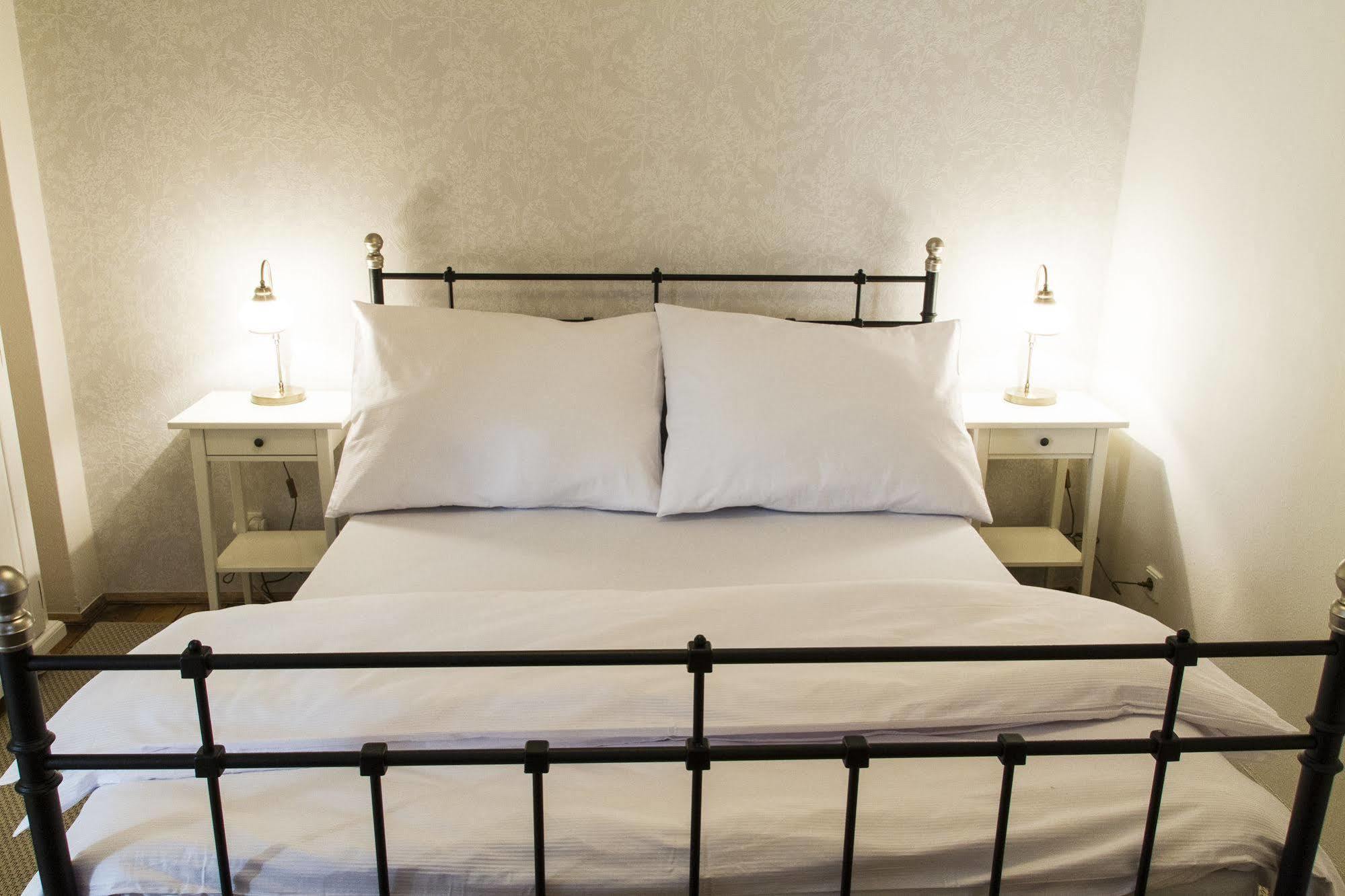 Hotel U Šuterů Praag Buitenkant foto
